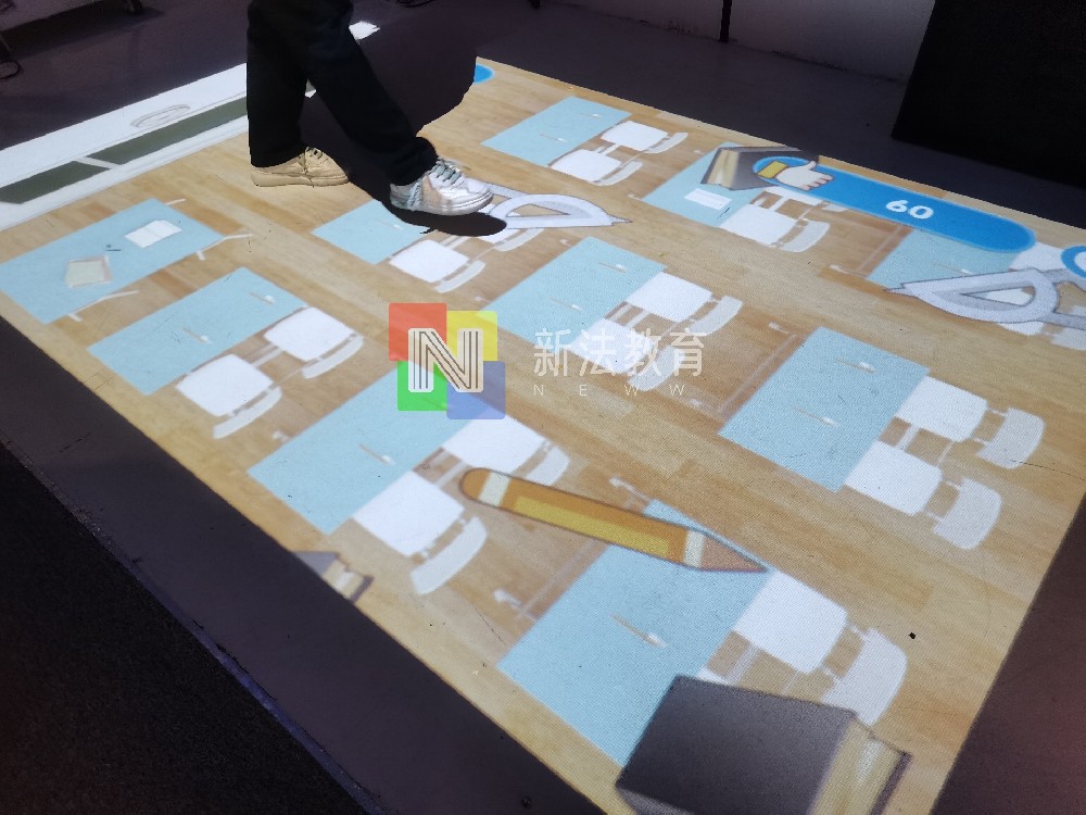 智能交互式学习，未来幼教趋势新法教育地面互动问答！