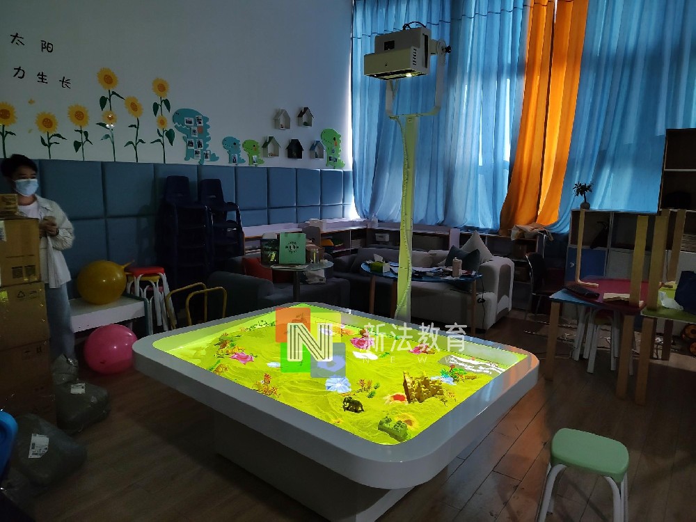 校园心理辅导教育智能设备——新法教育互动心理沙盘！