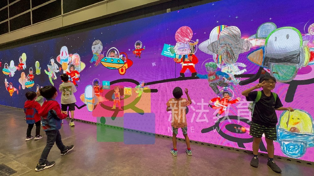 沉浸式作品展示+虚拟展厅，打造校园美育新场景